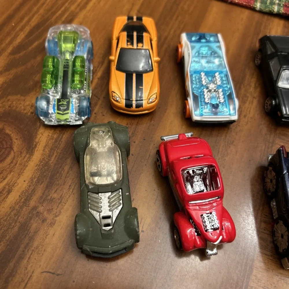 Lot 10 Vintage Hot‎ Wheels Metal Plastic Cars GTO Roger Dodger